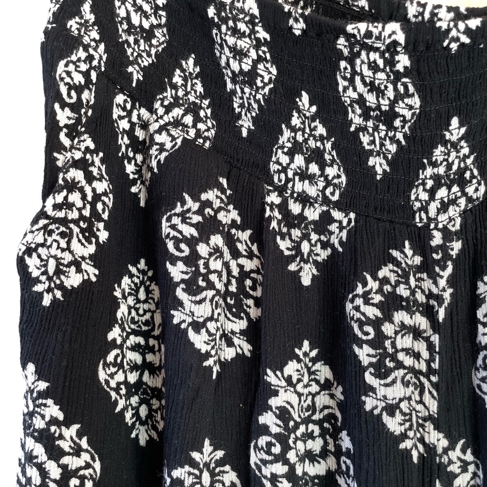 Geo Print Black Palazzo Pants with Slit and Pockets Size L Elastic Waistband